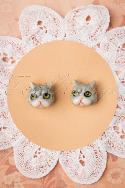 60s Funny Cat Stud Earrings in Grey