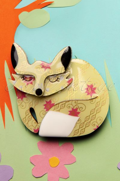 60s Sacha Sleeping Fox Brooch