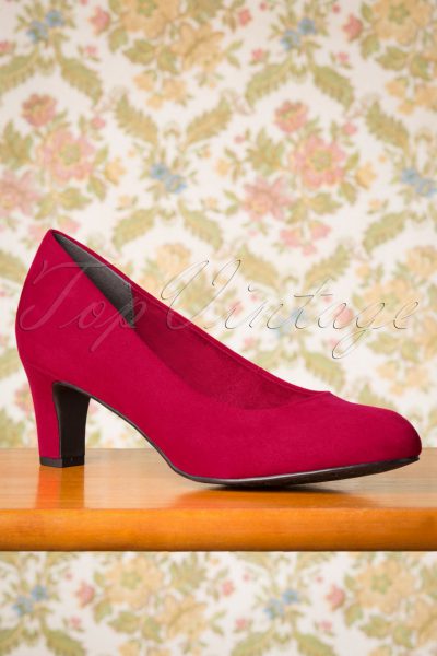 40s Sally Suedine Pumps in Lipstick Red