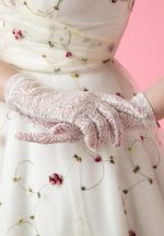 50s Rosy Romantic White Lace Gloves