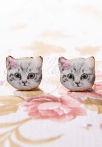50s Pretty Cat Stud Earrings in Grey