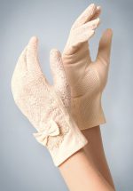 40s Ruth Lace Gloves in Cream