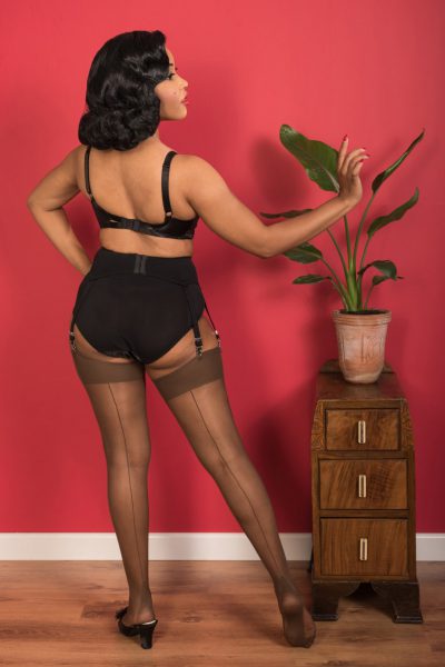 40s Retro Seamed Stockings in Coffee