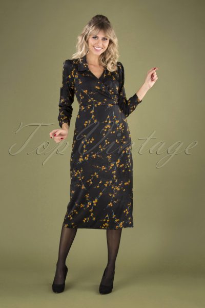 70s Magnolia Floral Midi Dress in Black