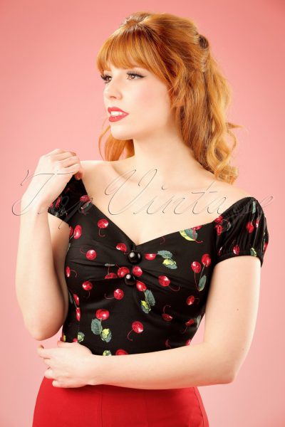 50s Dolores Cherry Top Carmen in Black
