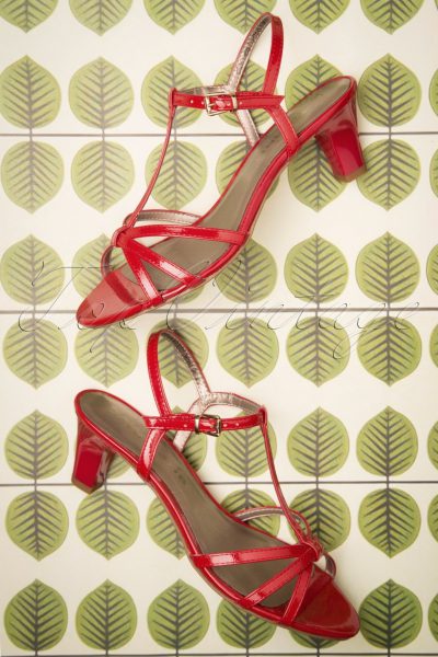 50s Patent Strappy Sandals in Chili Red