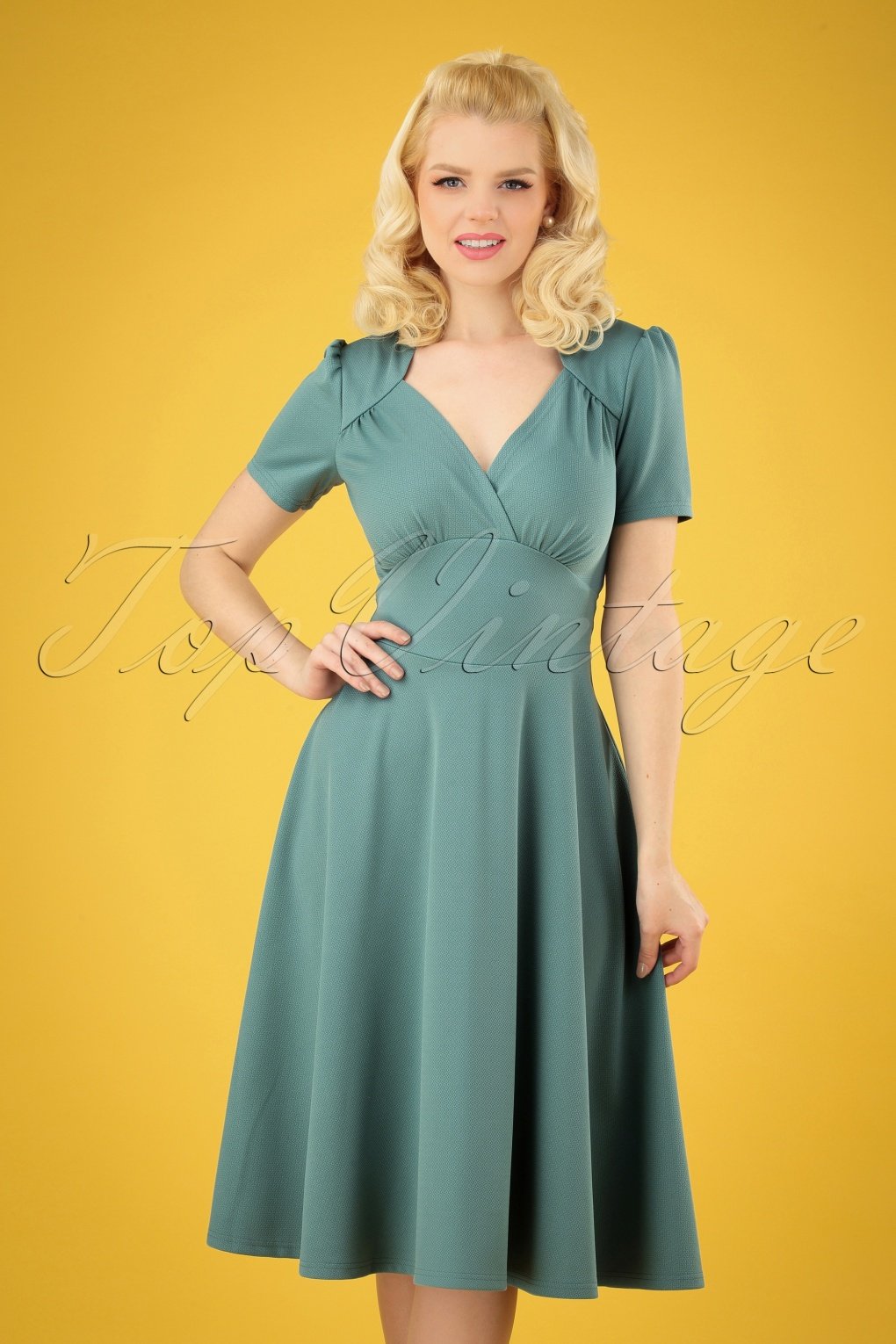 40s Vivienne Hollywood Circle Dress in Soft Blue - Vintagechick.net