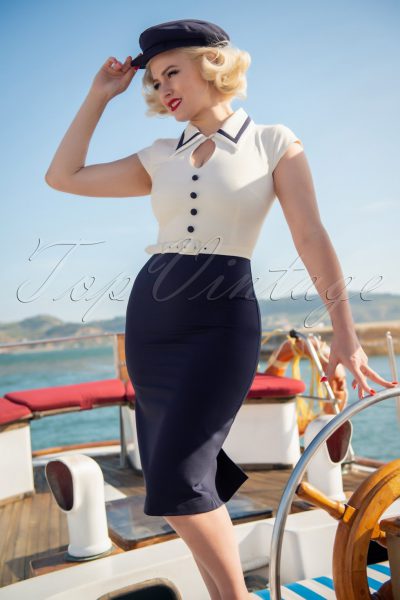 60s Gina Pencil Dress in White and Navy