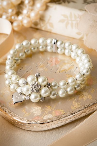 50s Audrey Cream Pearl Bracelet