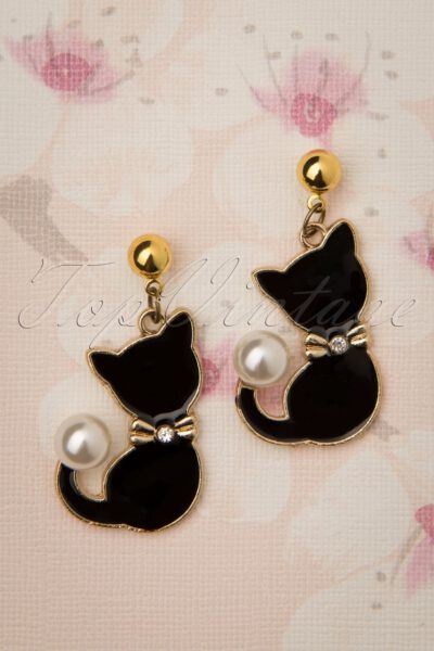 50s Pearl Cat Drop Earrings in Gold