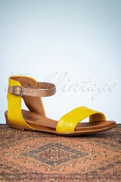 70s Alanis Sandals in Yellow