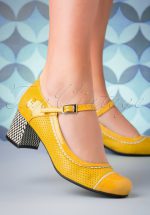 60s Vintage Piso Leather Pumps in Yellow