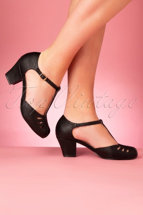 matt black heels