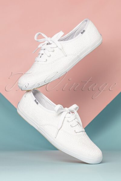 50s Champion Daisy Embroidered Sneakers in White