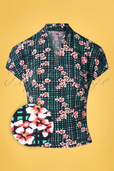 TopVintage Exclusive ~ 50s Bóglarka Floral Top in Mint and Black