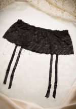 50s Wide Lace Suspender Belt in Black