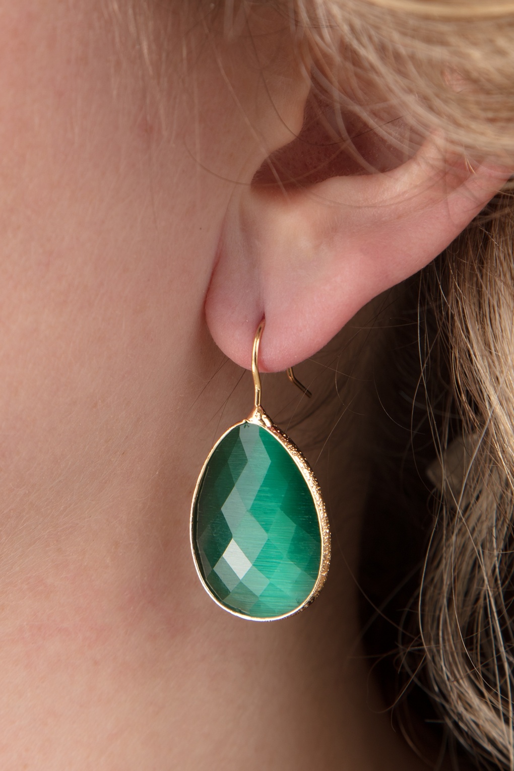 261131-Day-and-Eve-31303-Lavina-Stone-Drop-Earrings-in-Emerald-05222024-009W-full