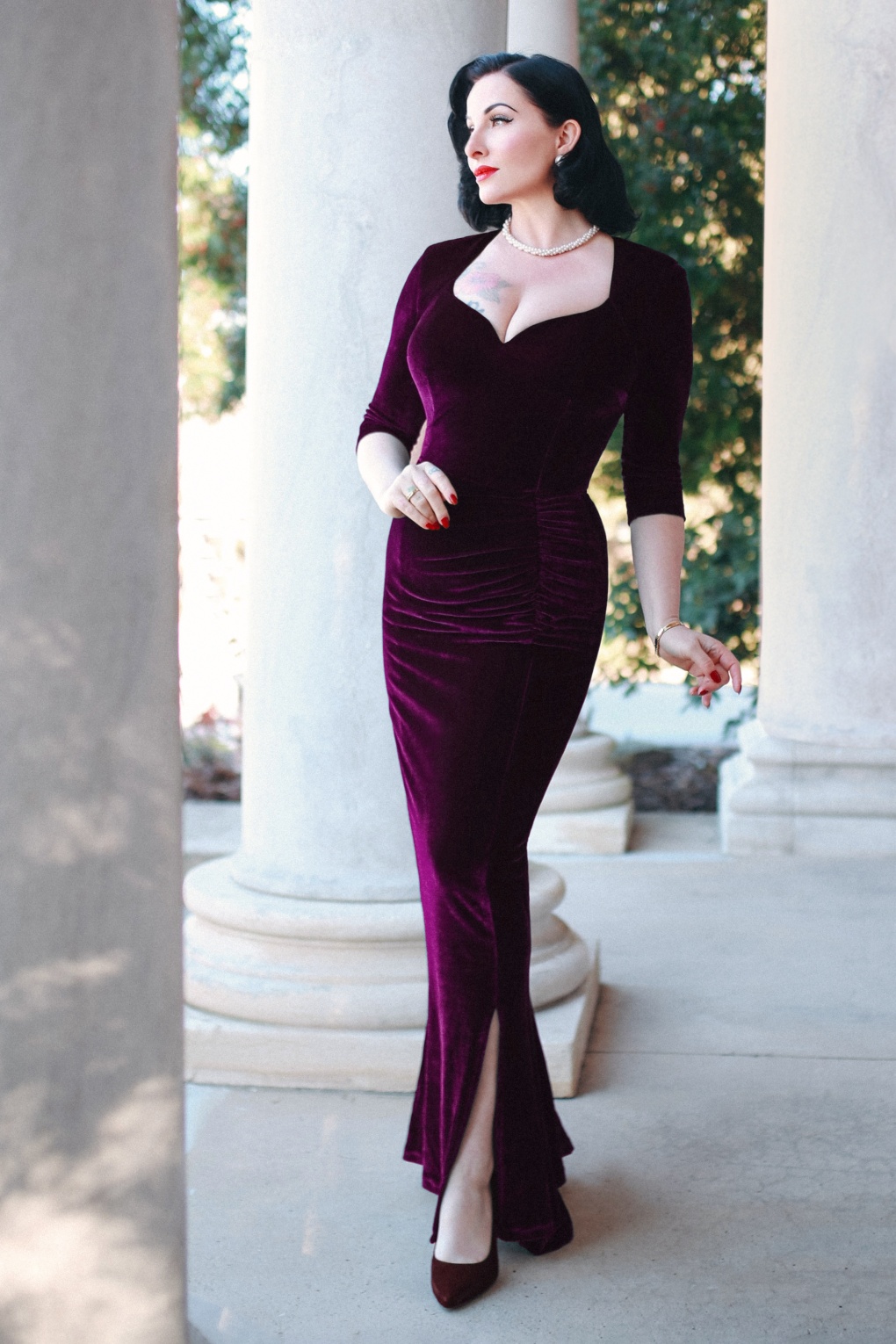 282492-Vintage-Diva-53717-Dress-Velvet-Purple-Elvira-221216-002MW-full
