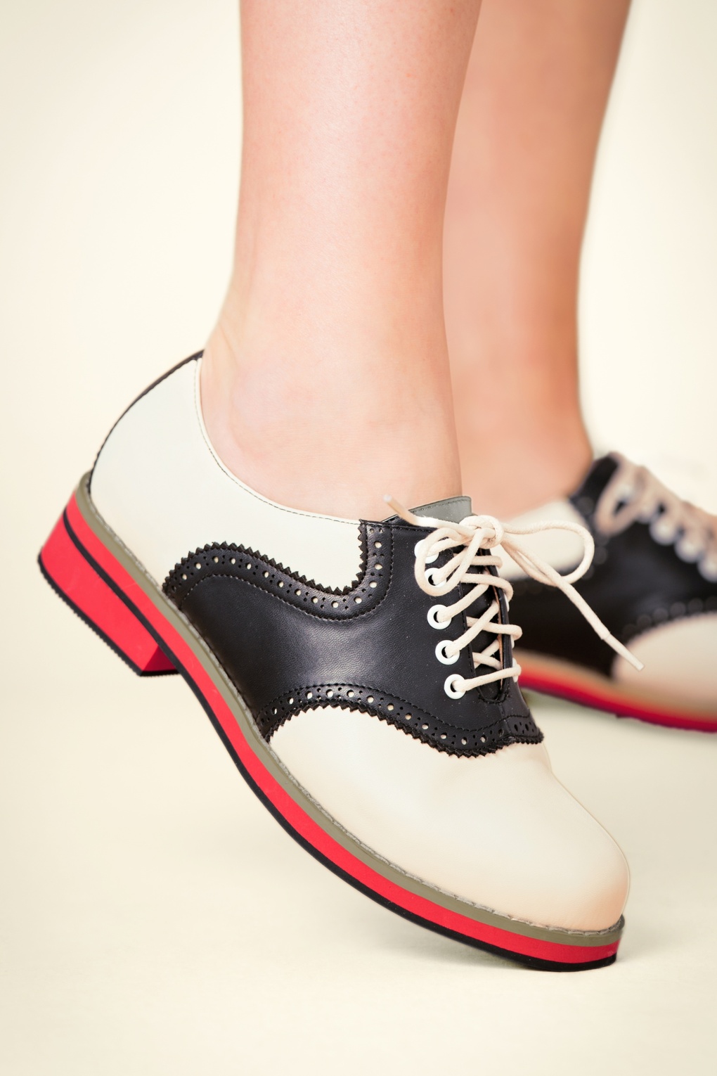 266940-Banned-22435-Shoes-White-Black-Red-170928-005W-full