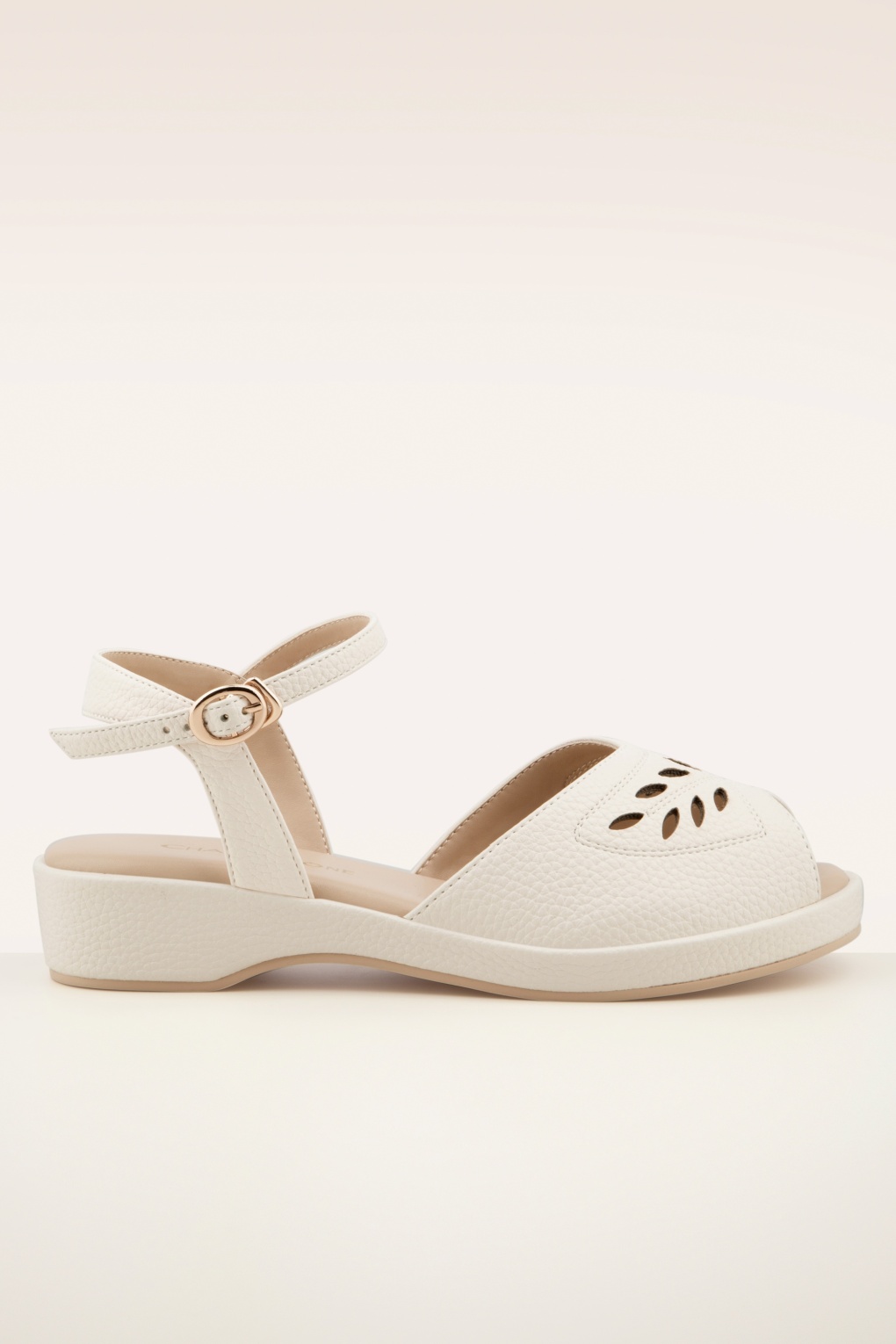 271925-Charlie-Stone-53175-Sandals-Palermo-Off-White-250218-001W-full