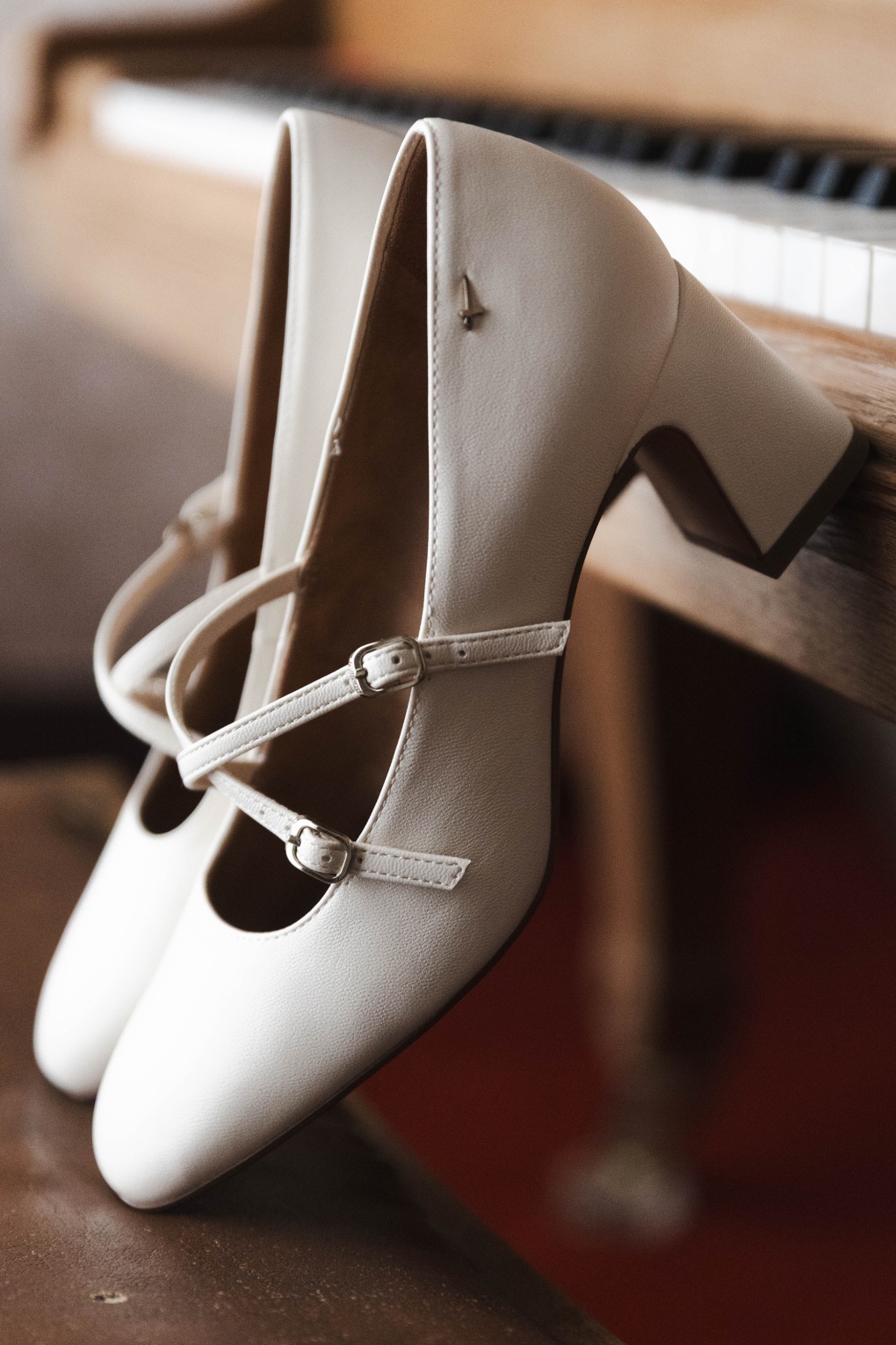 286159-Tamaris-55098-Pumps-Off-White-Mary-Jane-260203-040M-full