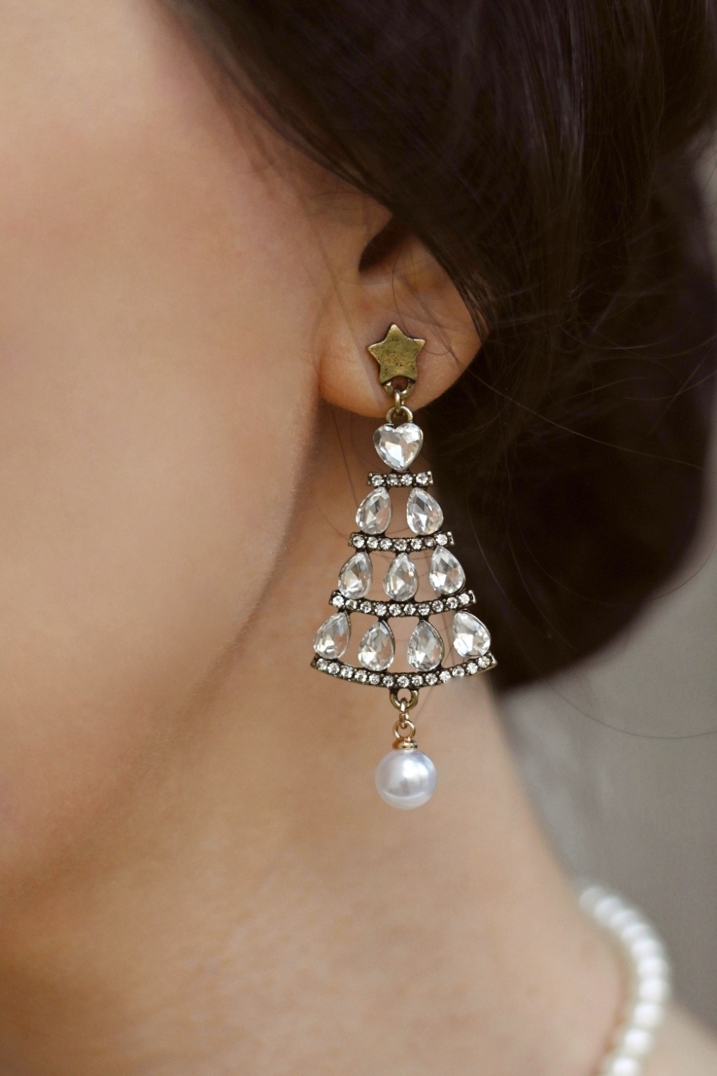 282572-Lovely-55621-Christmas-Tree-Pearl-Earrings-003-full